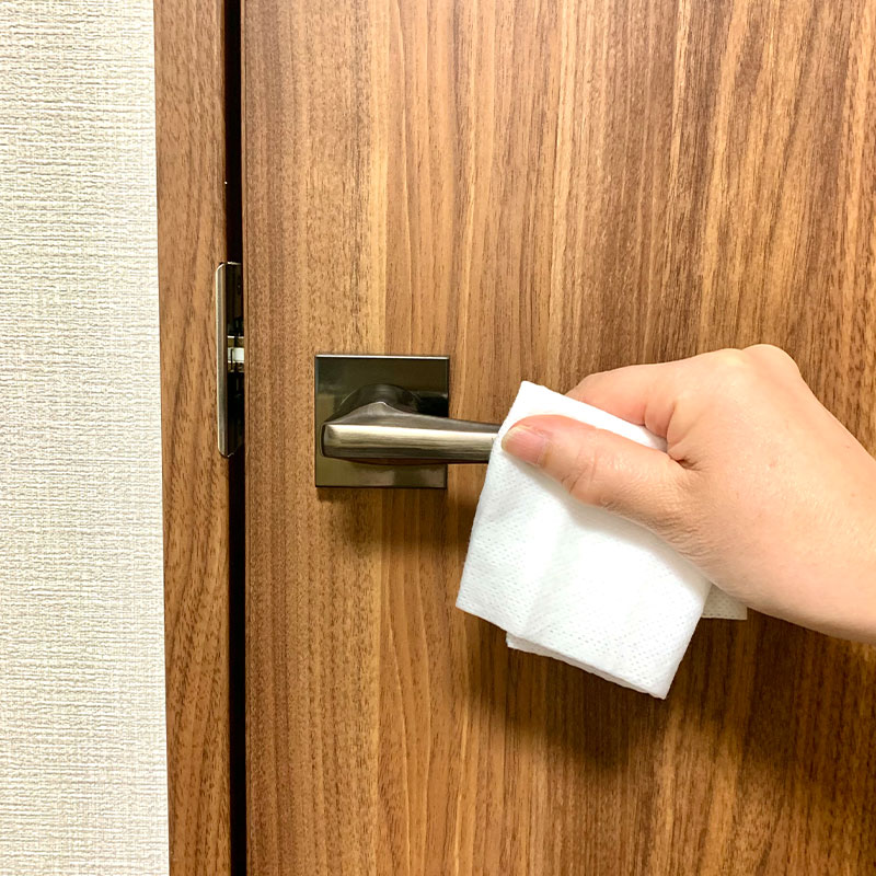 ドアノブ掃除