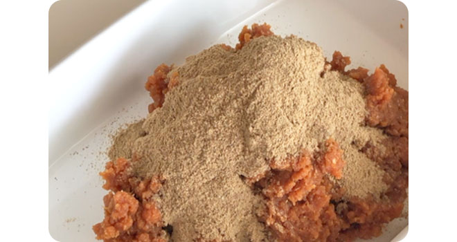 だしと味噌を混ぜたもの